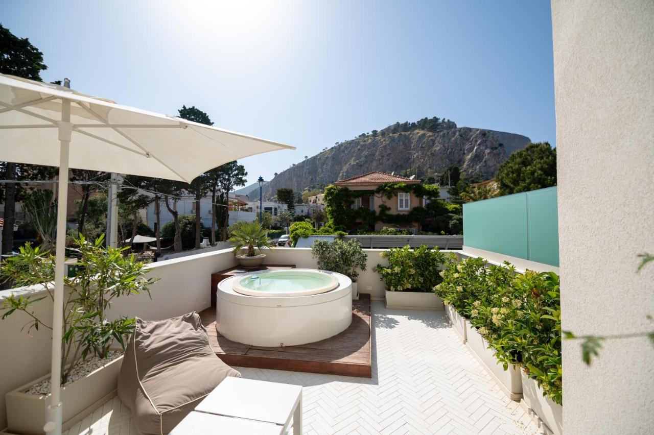 Unico Boutique Hotel D'Arte Монделло Экстерьер фото